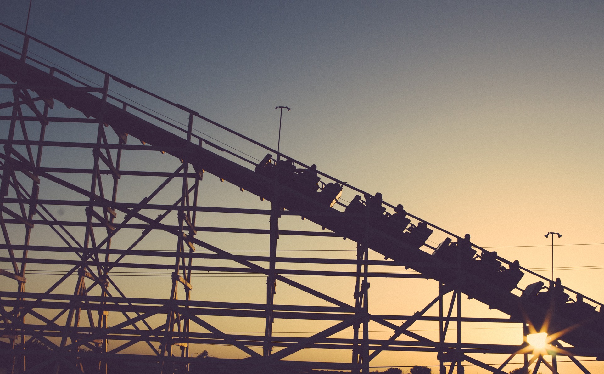 Two Women Arrested for Theft at Magic Mountain